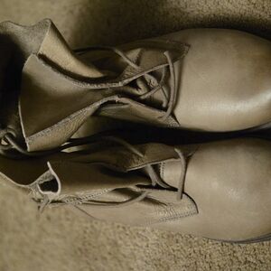 Lucky Brand Tan Lace Up Boots Smooth Leather
